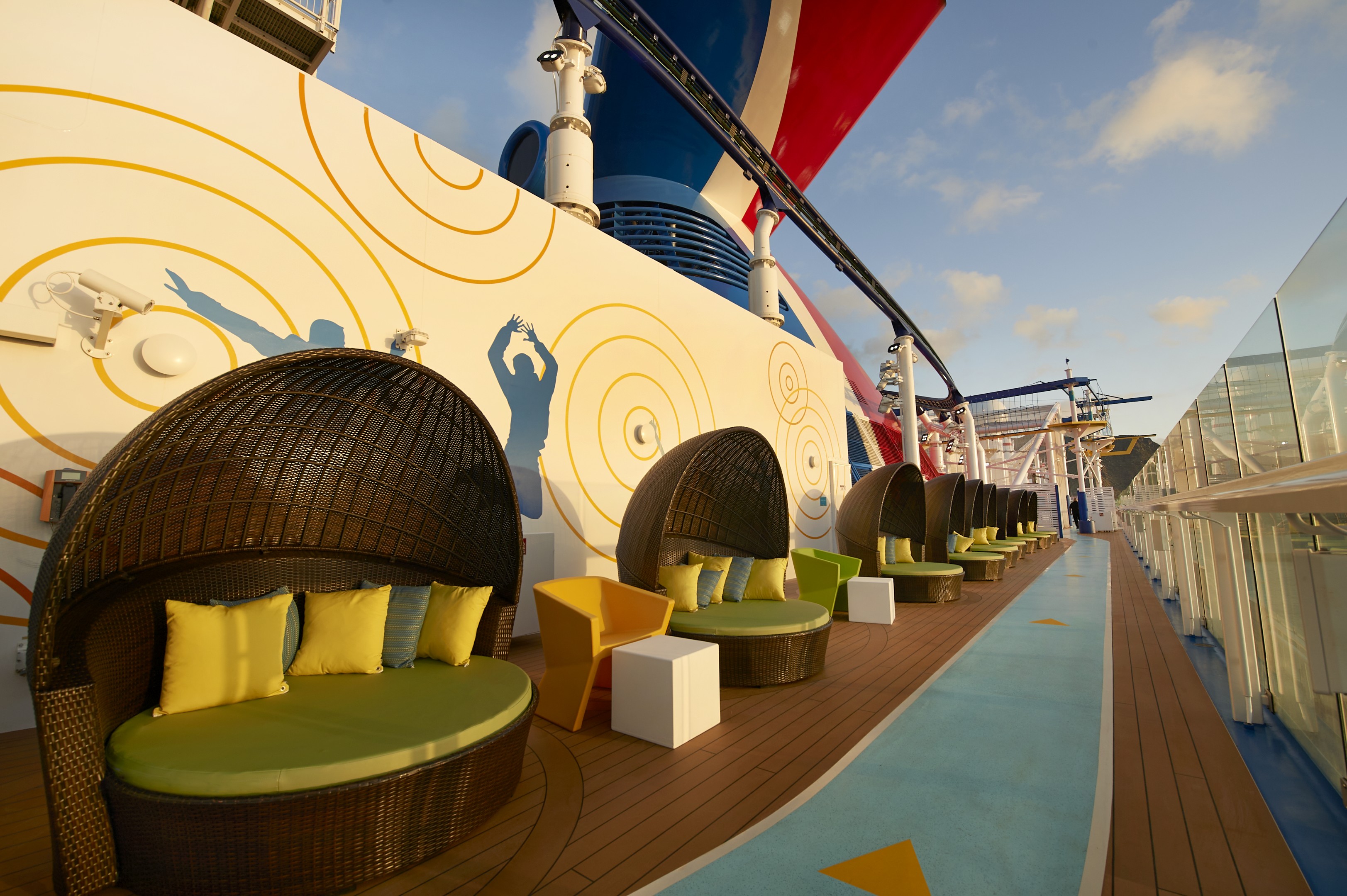 Carnival Mardi Gras - The Ultimate Playground